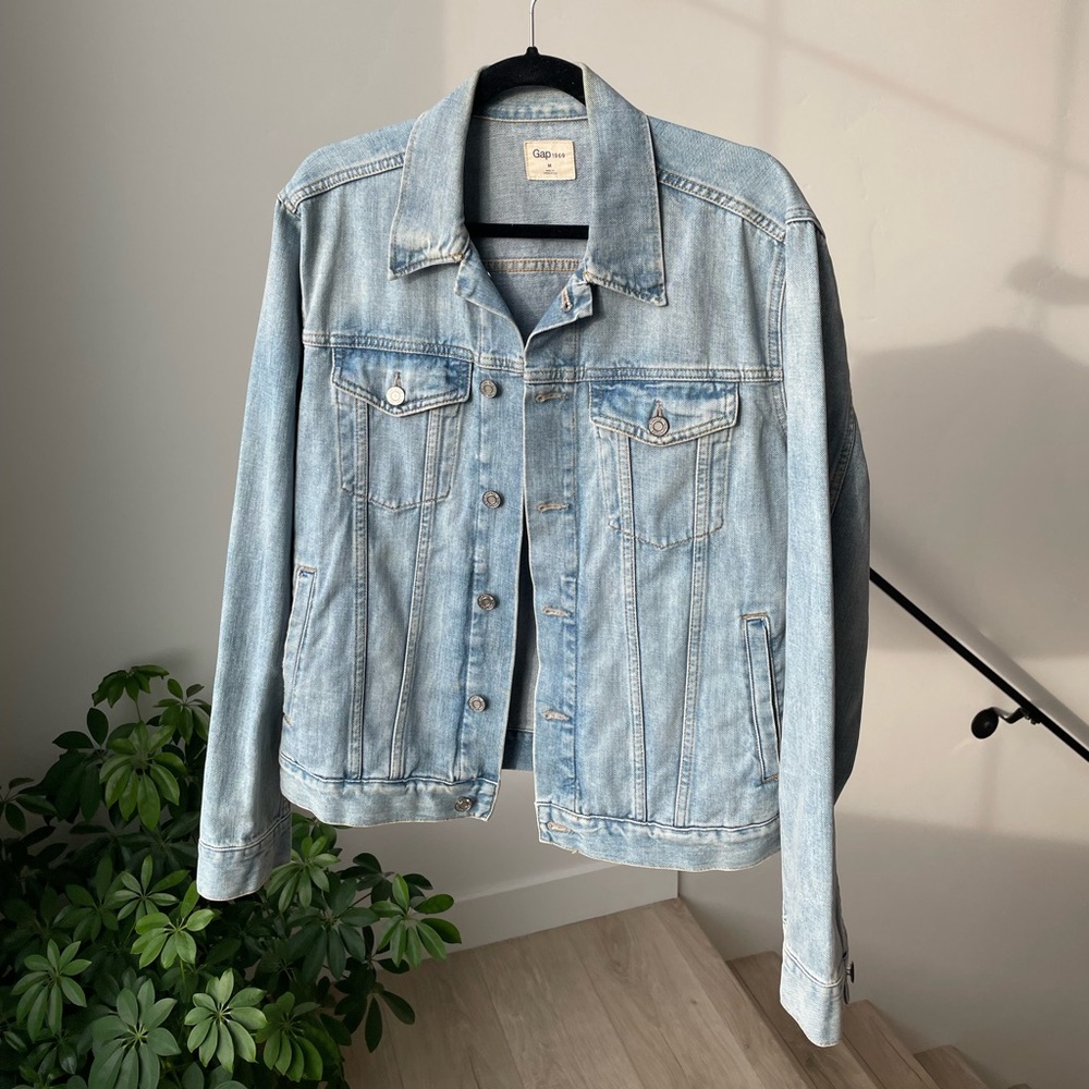 GAP Men’s Denim Jacket